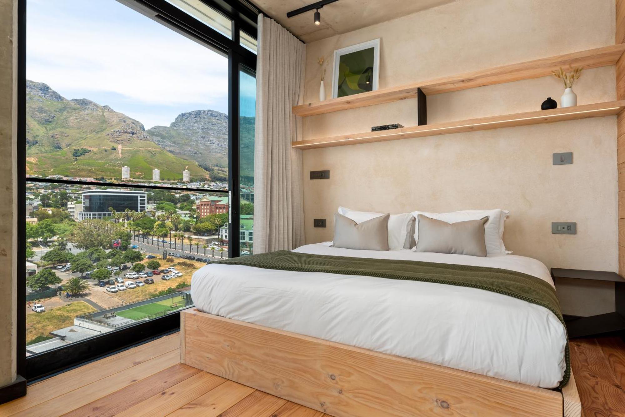 Neighbourgood 84 Harrington Aparthotel Cape Town Ruang foto