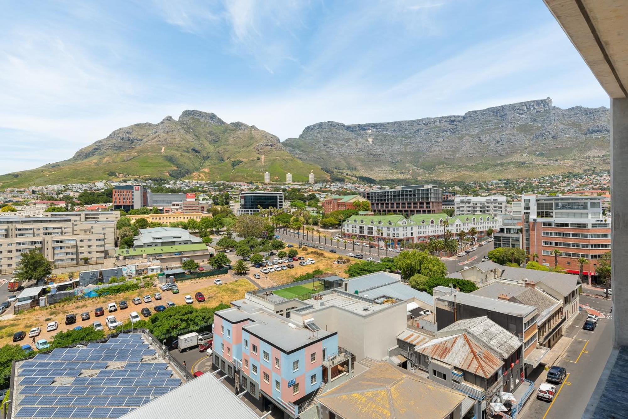Neighbourgood 84 Harrington Aparthotel Cape Town Ruang foto