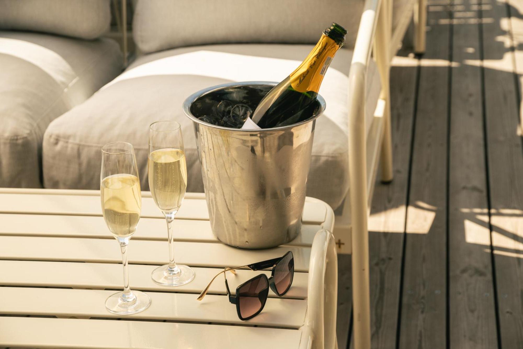 Neighbourgood 84 Harrington Aparthotel Cape Town Bagian luar foto